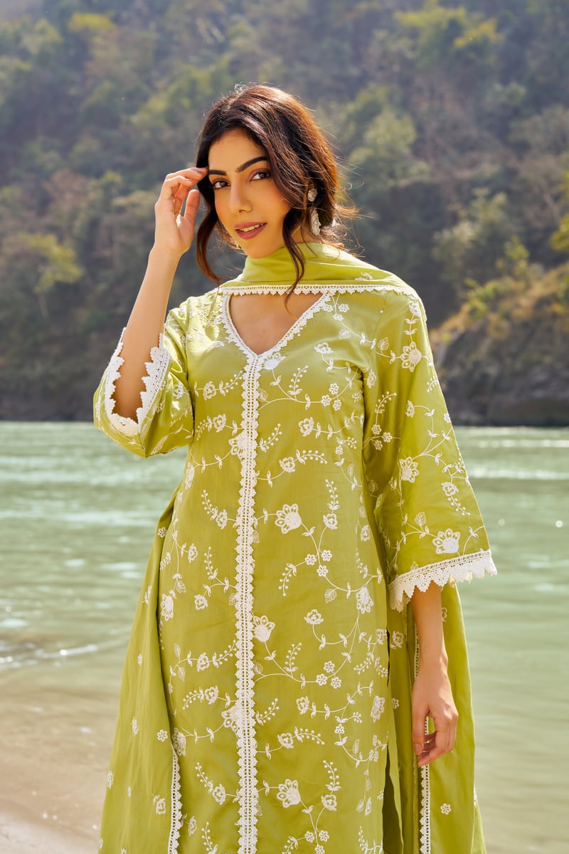 Green Cotton Embroidered Kurta Set with Lace Trim