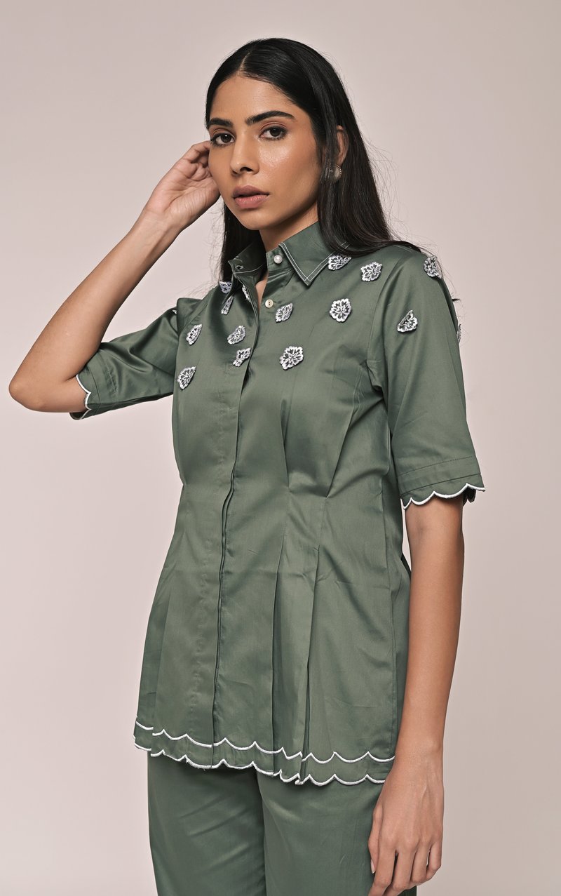 Light Green Scallop Hem Shirt and Wide-Leg Pants Co-ord Set