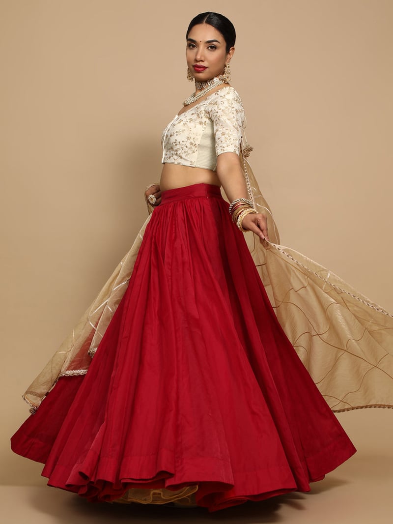 Cream and Gold Embroidered Round Neck Saree Blouse