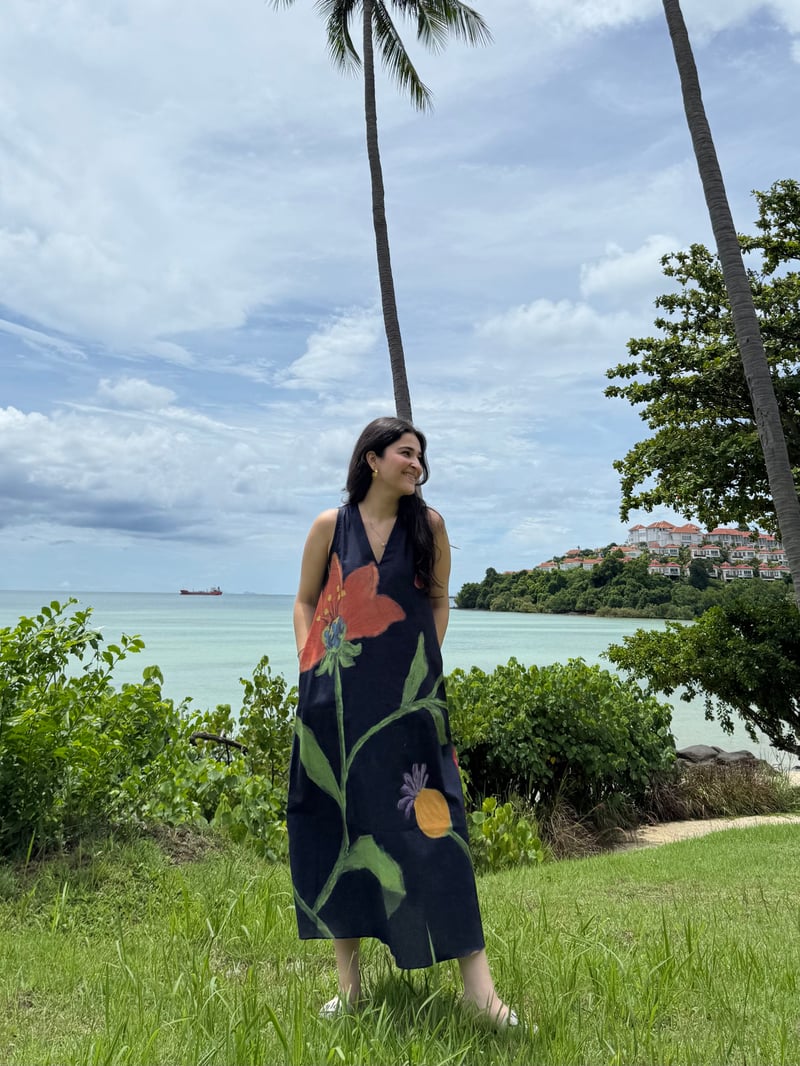 Blue Floral Print Sleeveless V-Neck Midi Dress