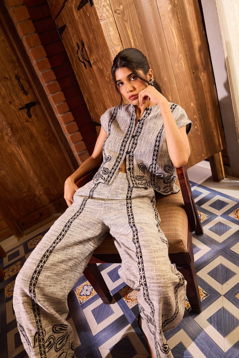 Summer Tweed Embroidered Set
