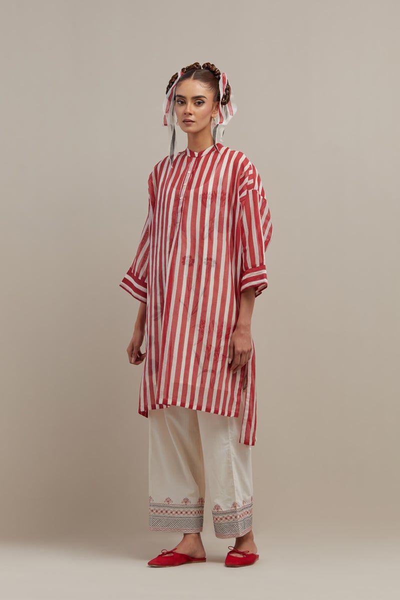 Red & Off-White Kurta With Straight Pants
