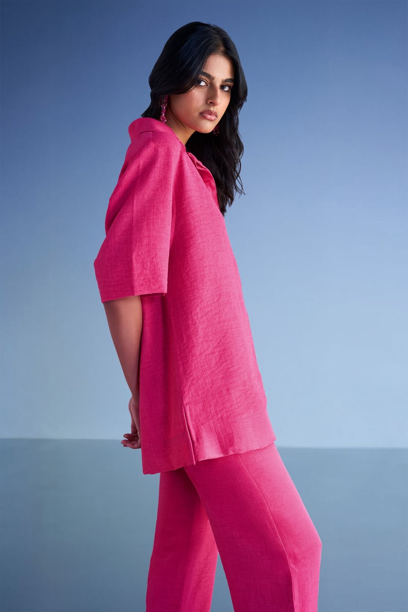 Linen-Textured High-Low Top & Straight-Cut Pant Set