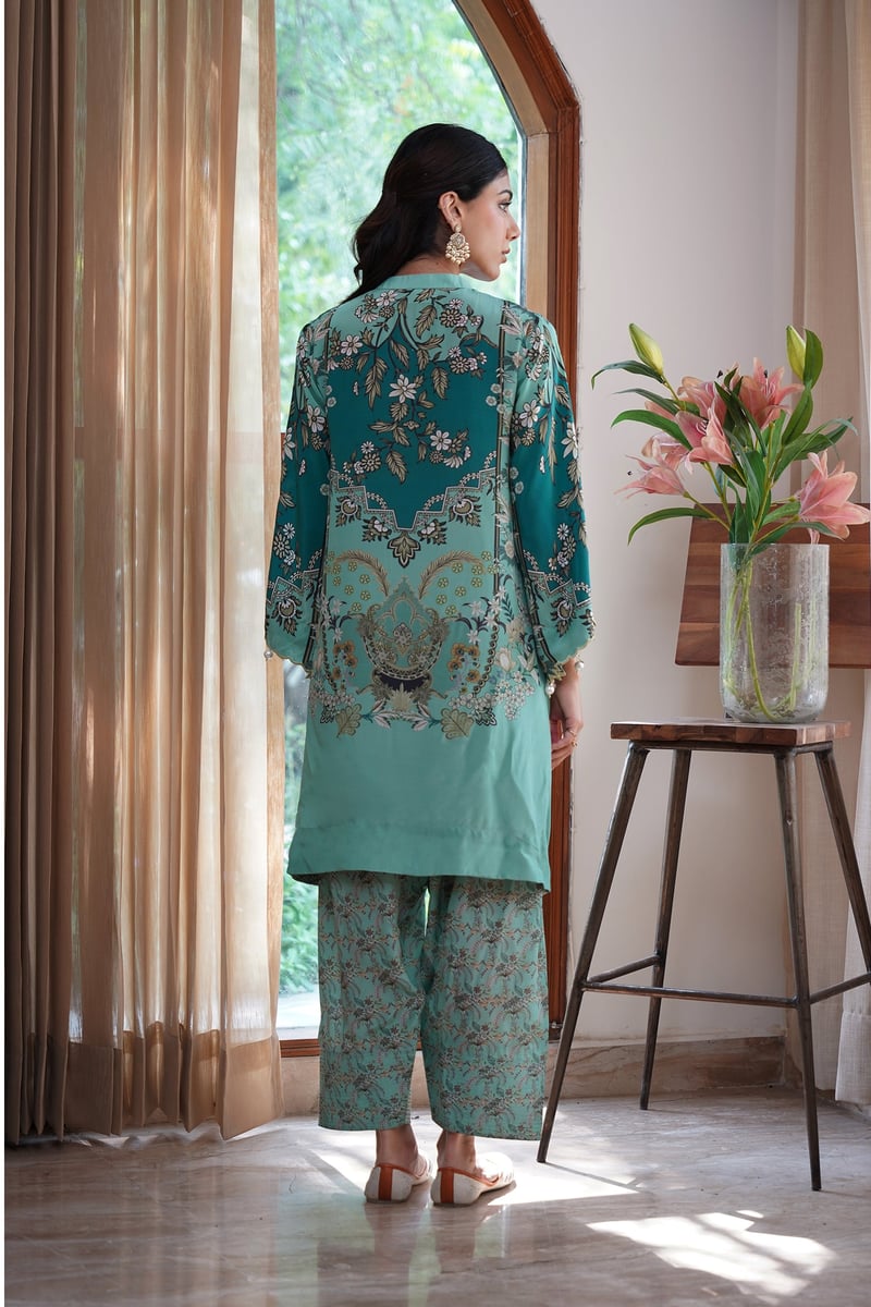 Green Printed Kurta Set with Hand-Embroidered Yoke