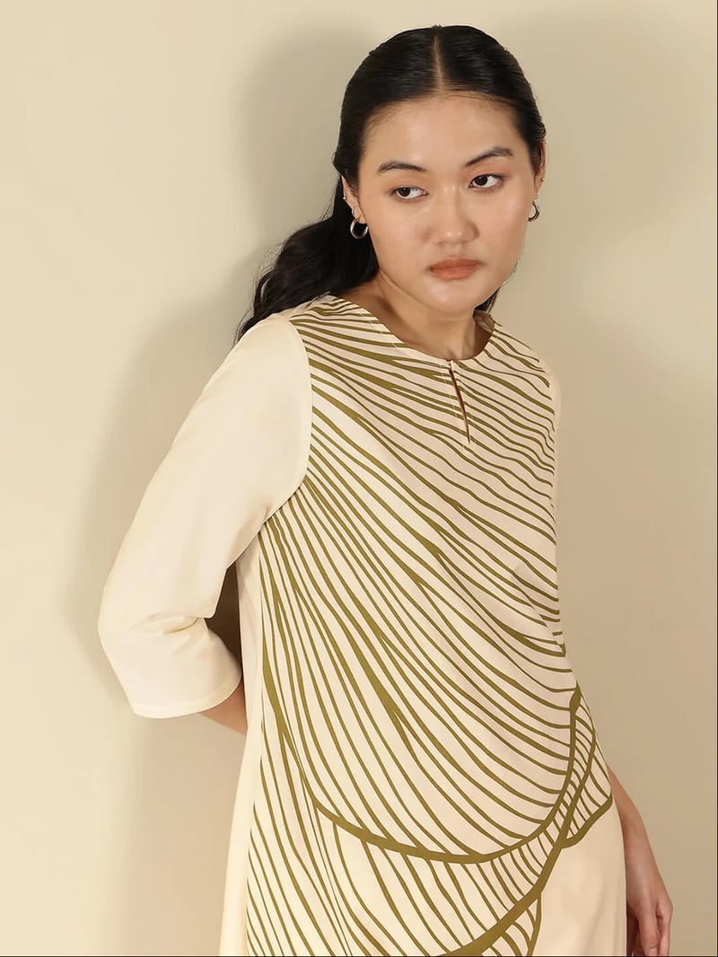 Cotton Abstract Placement Print Kurta - Off White