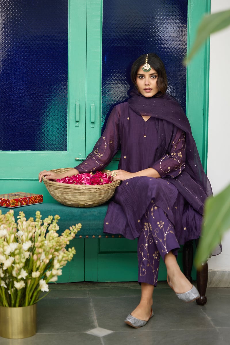 Baingain Silk Chanderi Embroidered Kurta Set
