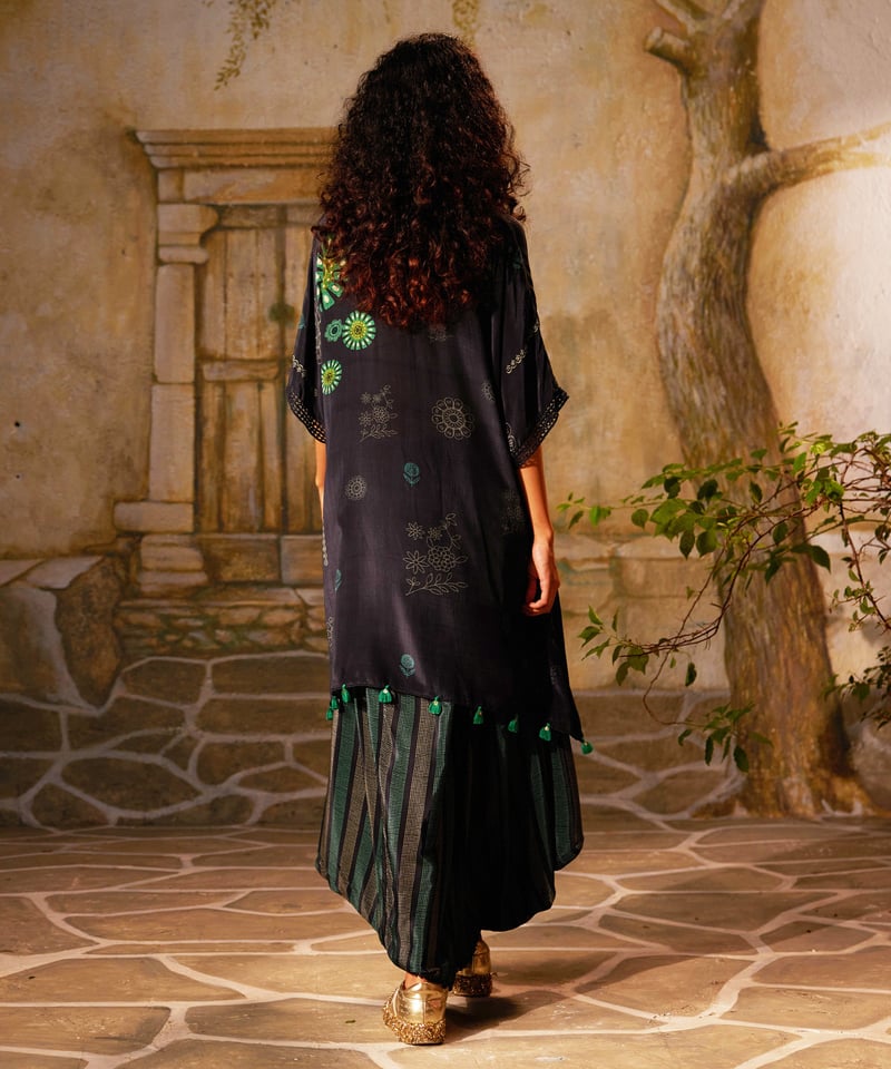 Black Printed Crepe Kurta and Wide-Leg Pants Co-ord Set