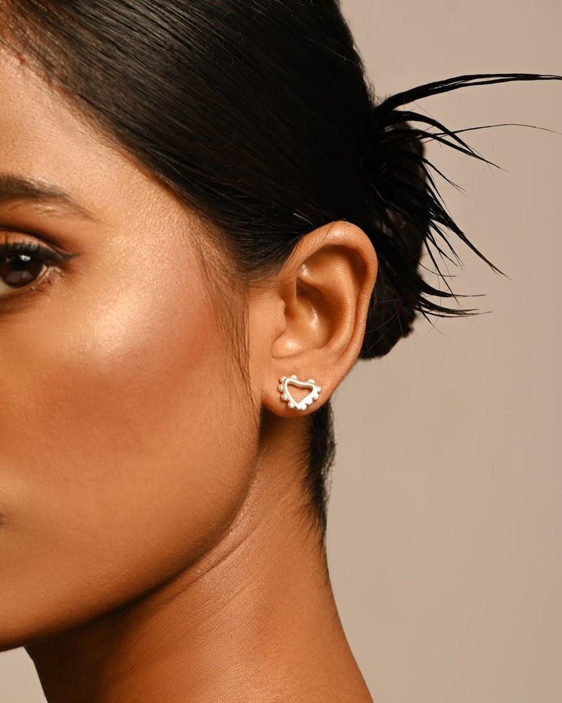 Passional Ear Studs (Classic)