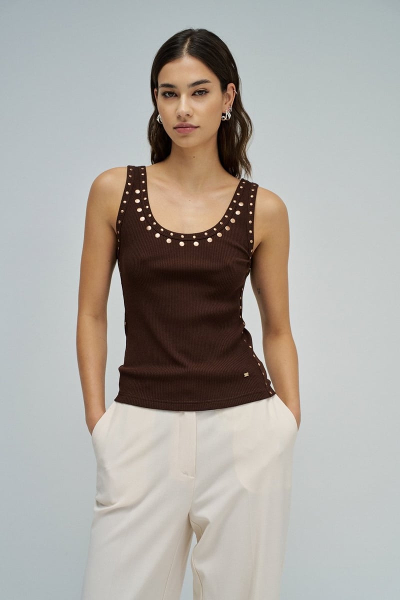 Medium Brown Ribbed Stud-Trim Scoop Neck Tank Top