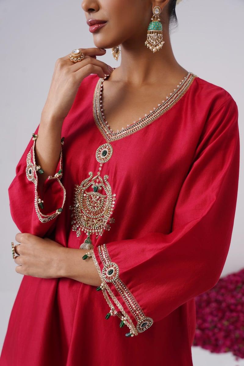 Surkh Dupatta Set