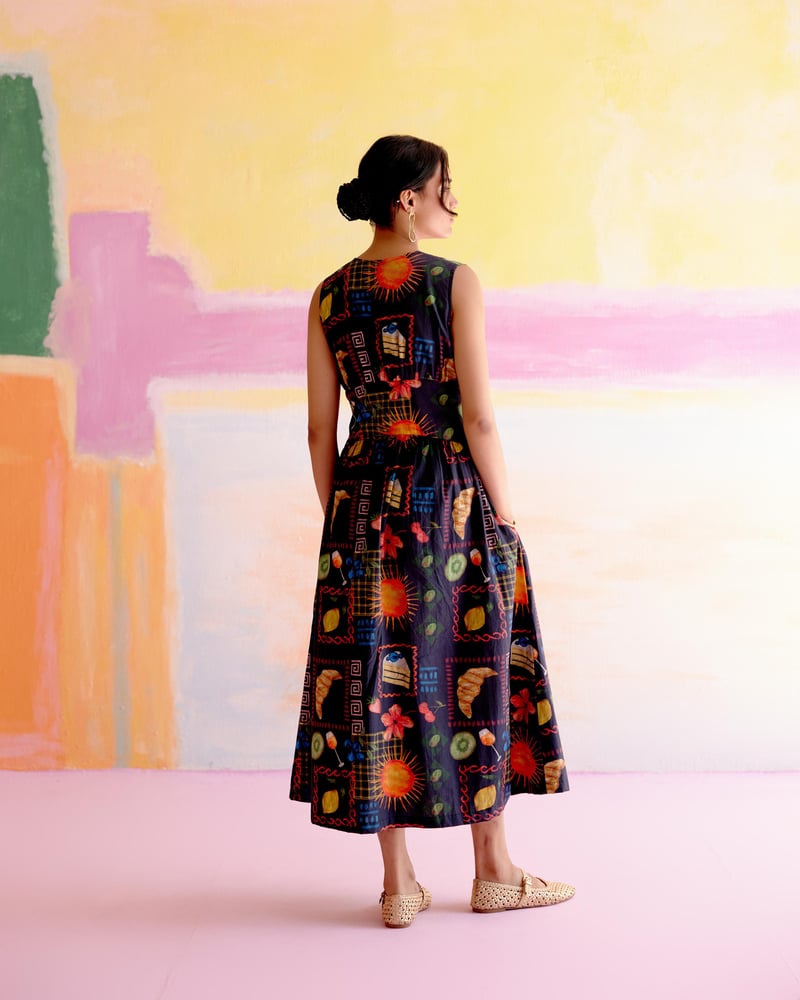 Multicolor Aloha Print Sleeveless Button-Front Midi Dress