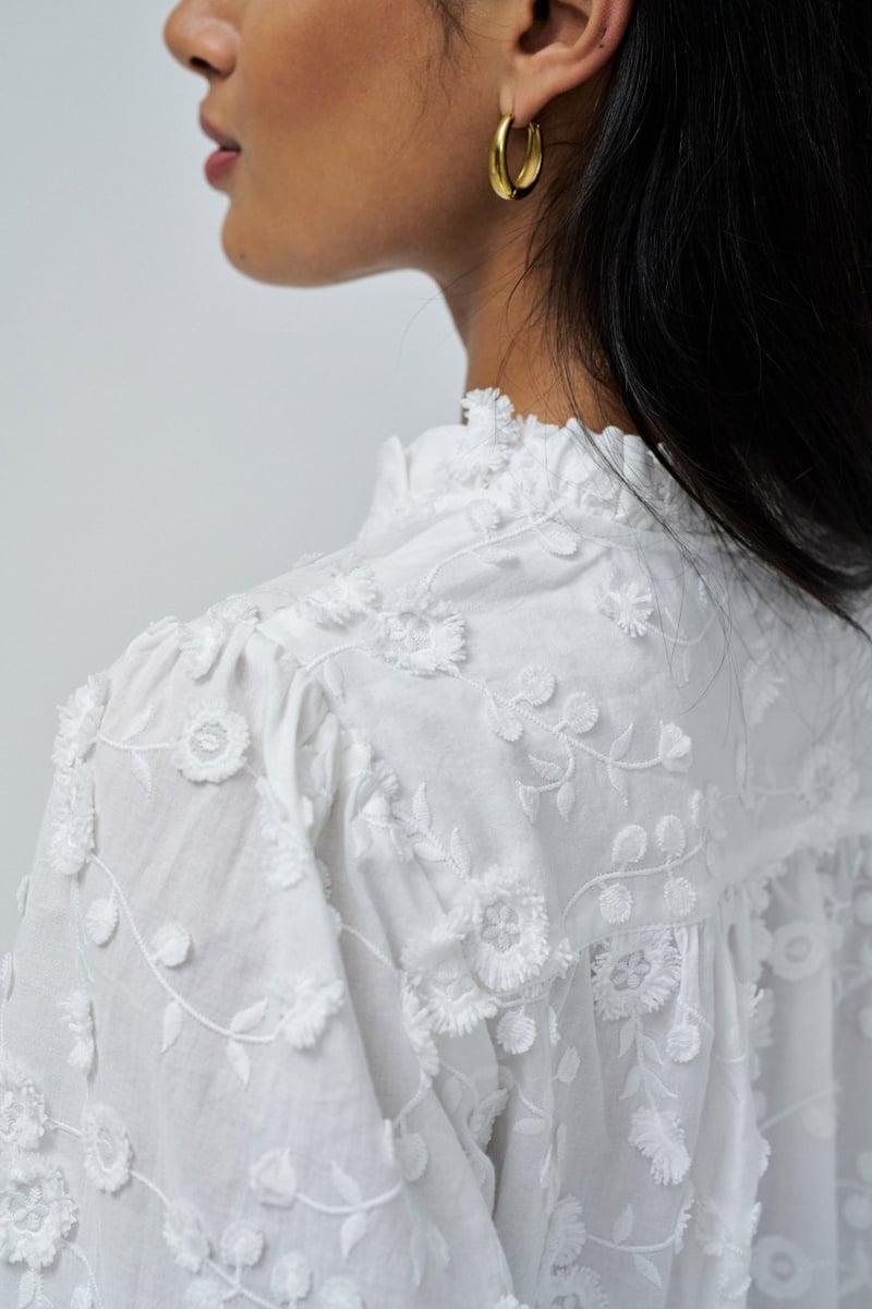 Light Pearl White 3D Floral Embroidered Blouse