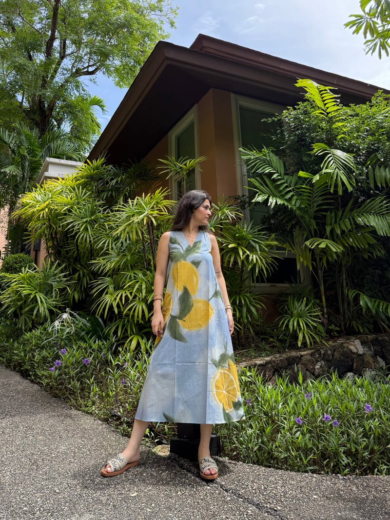 Blue Lemon Print Sleeveless V-Neck Midi Dress with Pockets — GAIMA LABEL