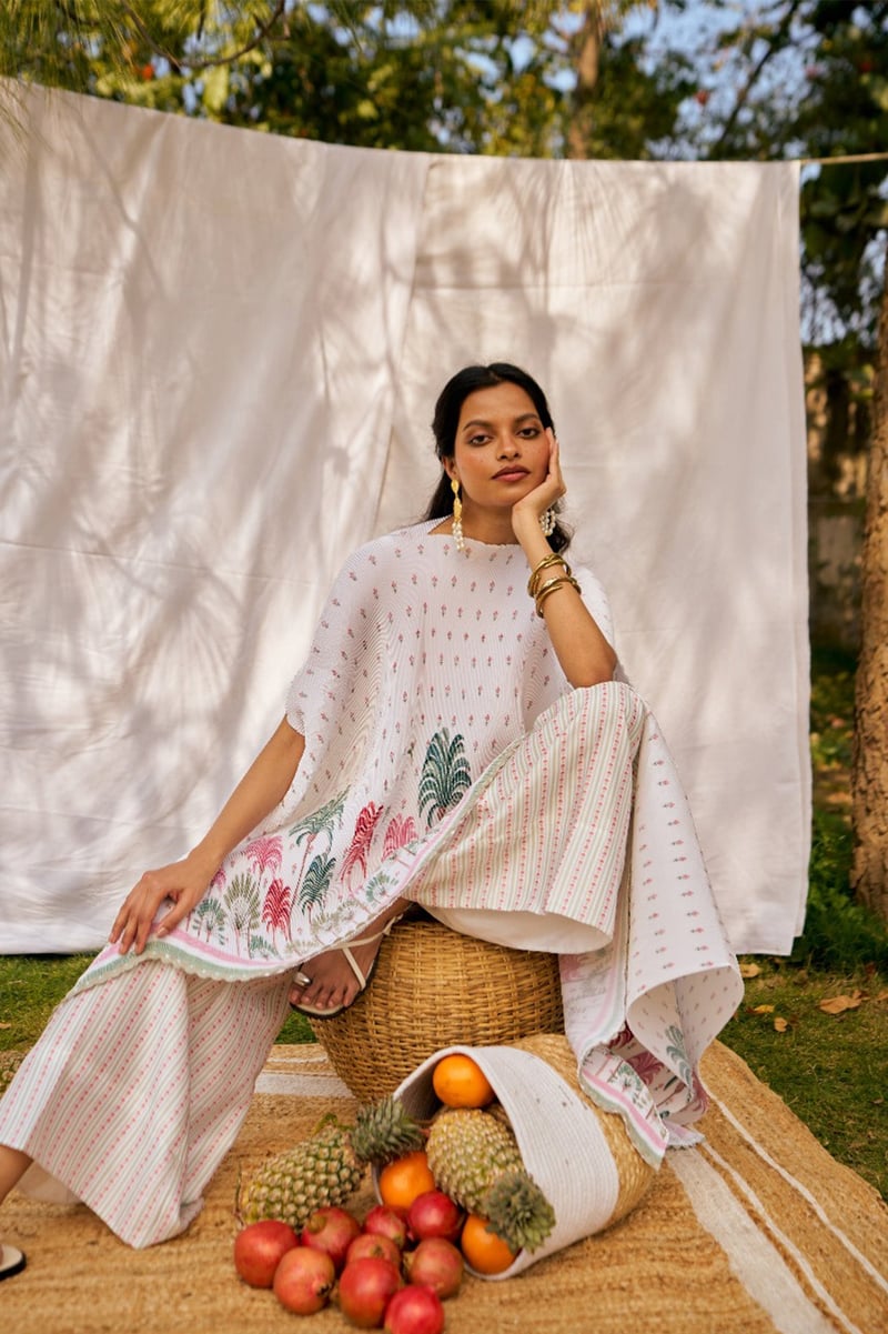 Ivory Pleated Printed Kimono Cape