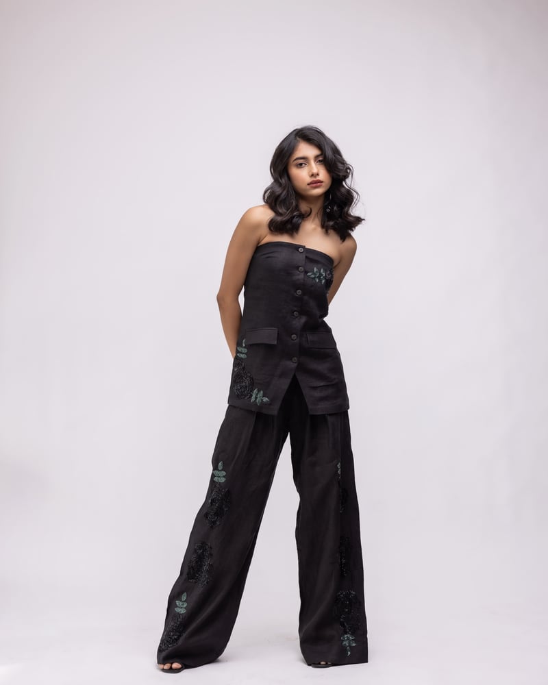 Black High-Waisted Wide-Leg Linen Trousers with Embroidery