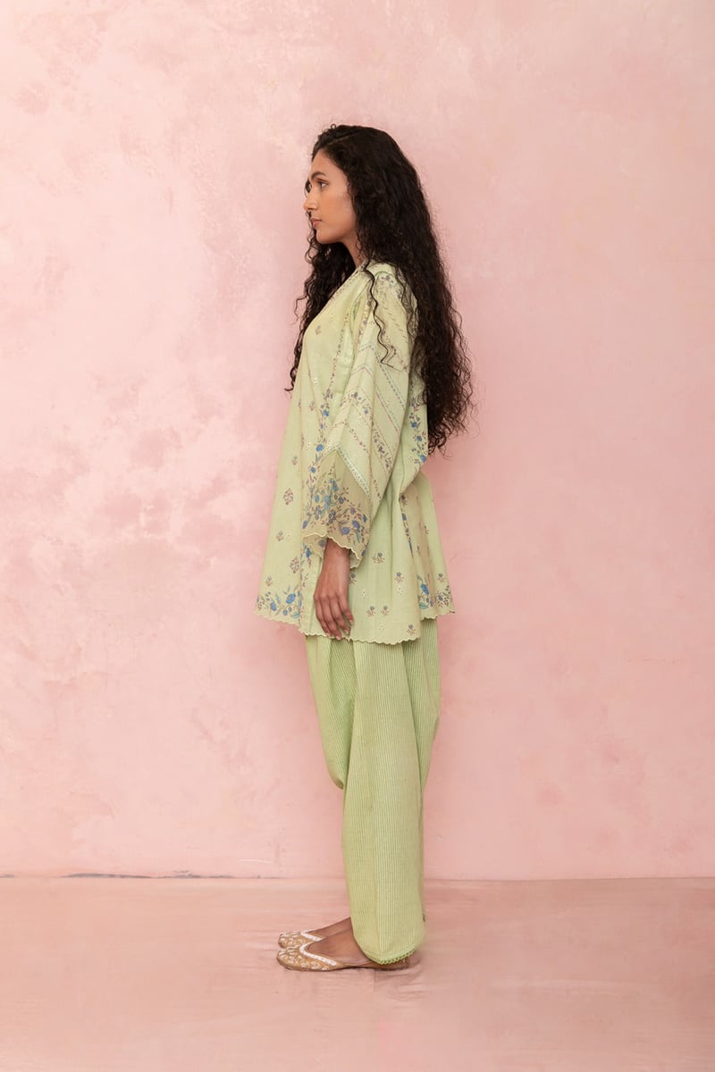 Pastel Green Floral Print Kurta Set with Organza Sleeves