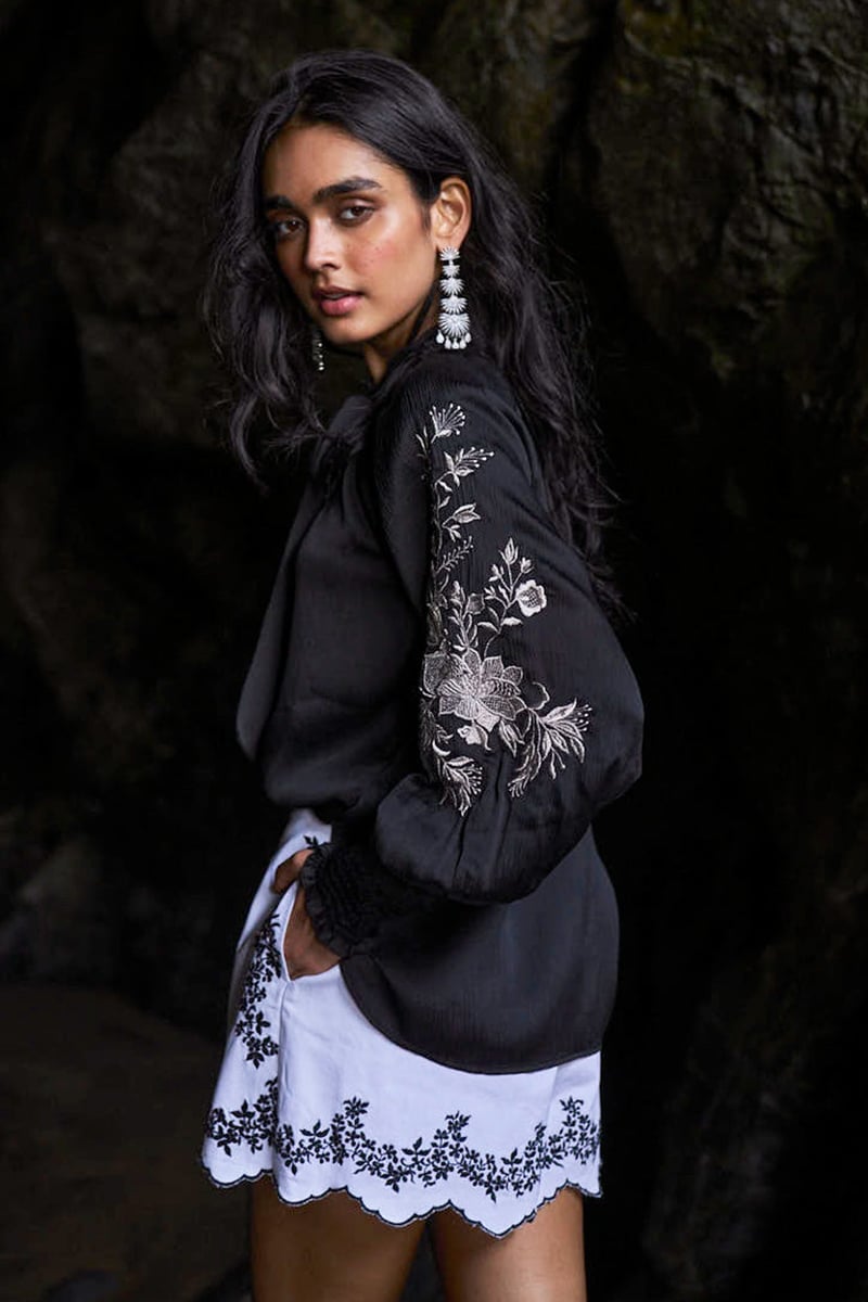 White Denim Shorts with Contrast Embroidered Scallop Hem