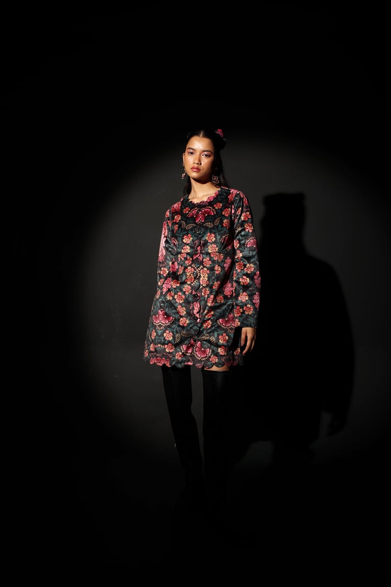 Black Velvet Floral Scalloped Button-Front Jacket