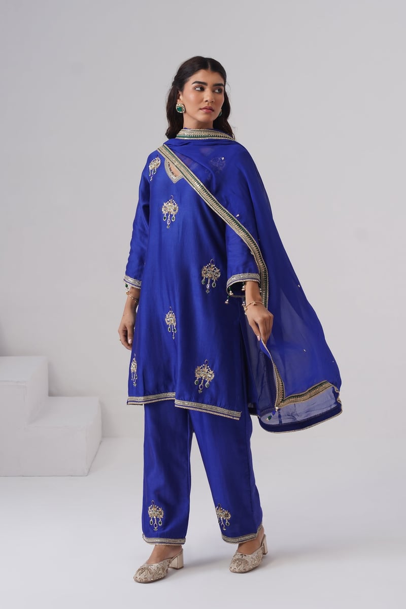 Nilambari Dupatta Set