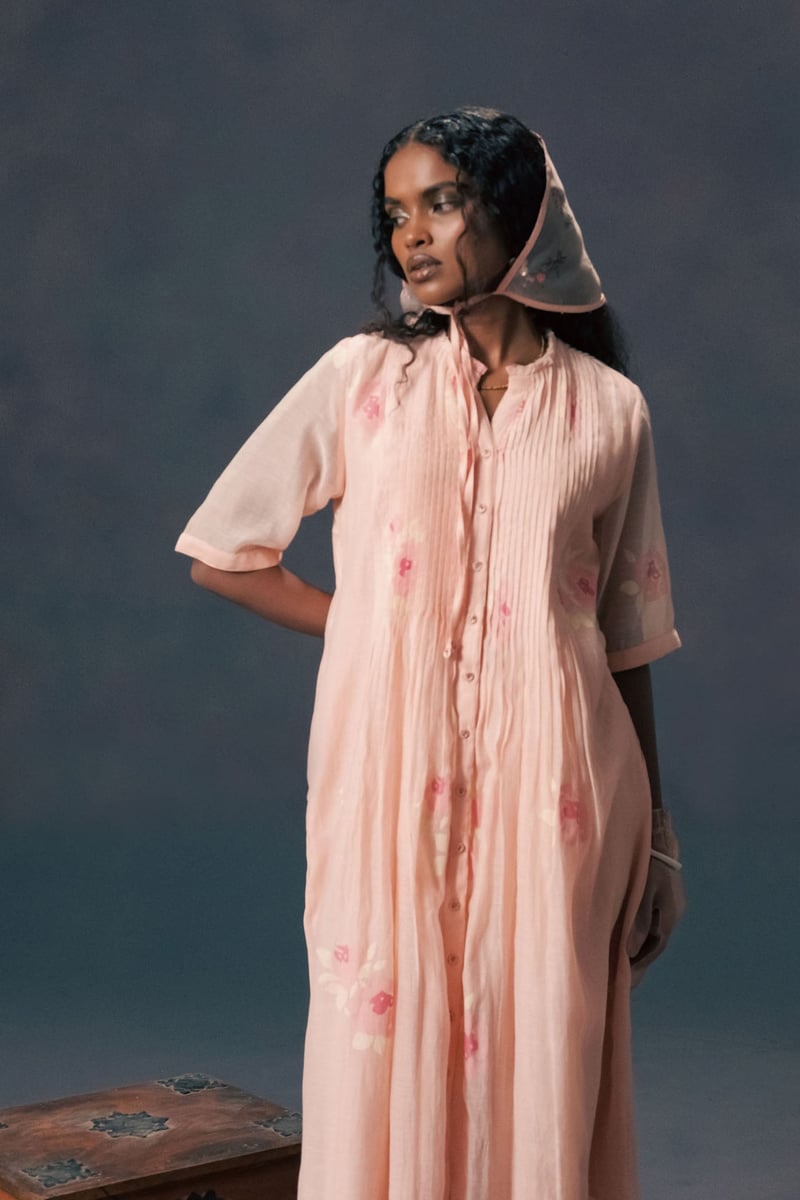 Old Rose Front Pleated Dress In With Screen Print