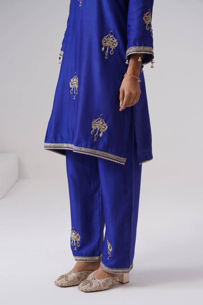 Nilambari Dupatta Set