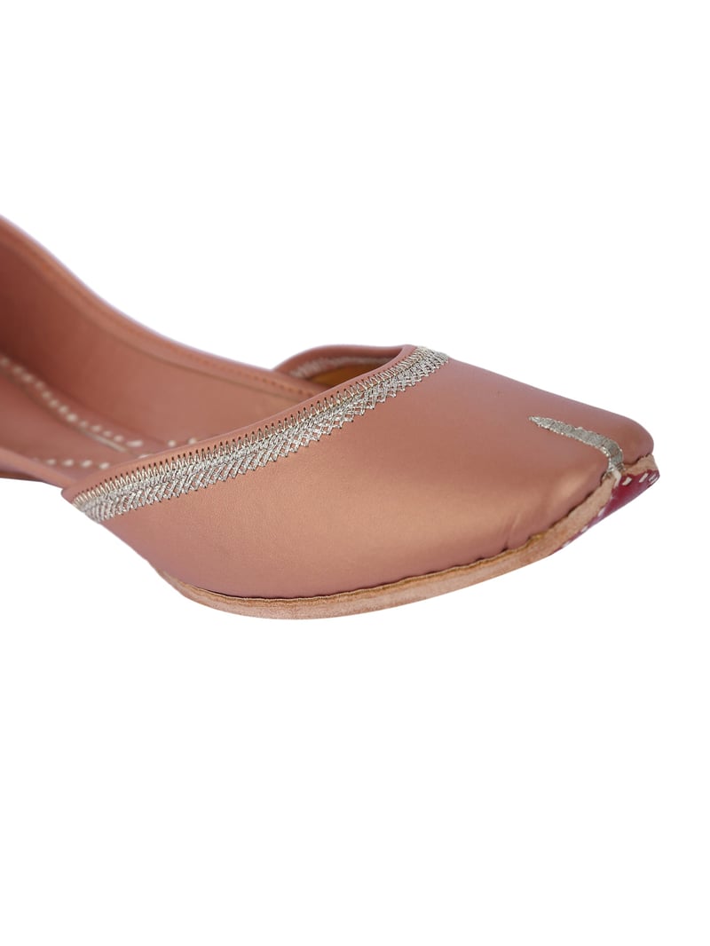 Metallic Jutti