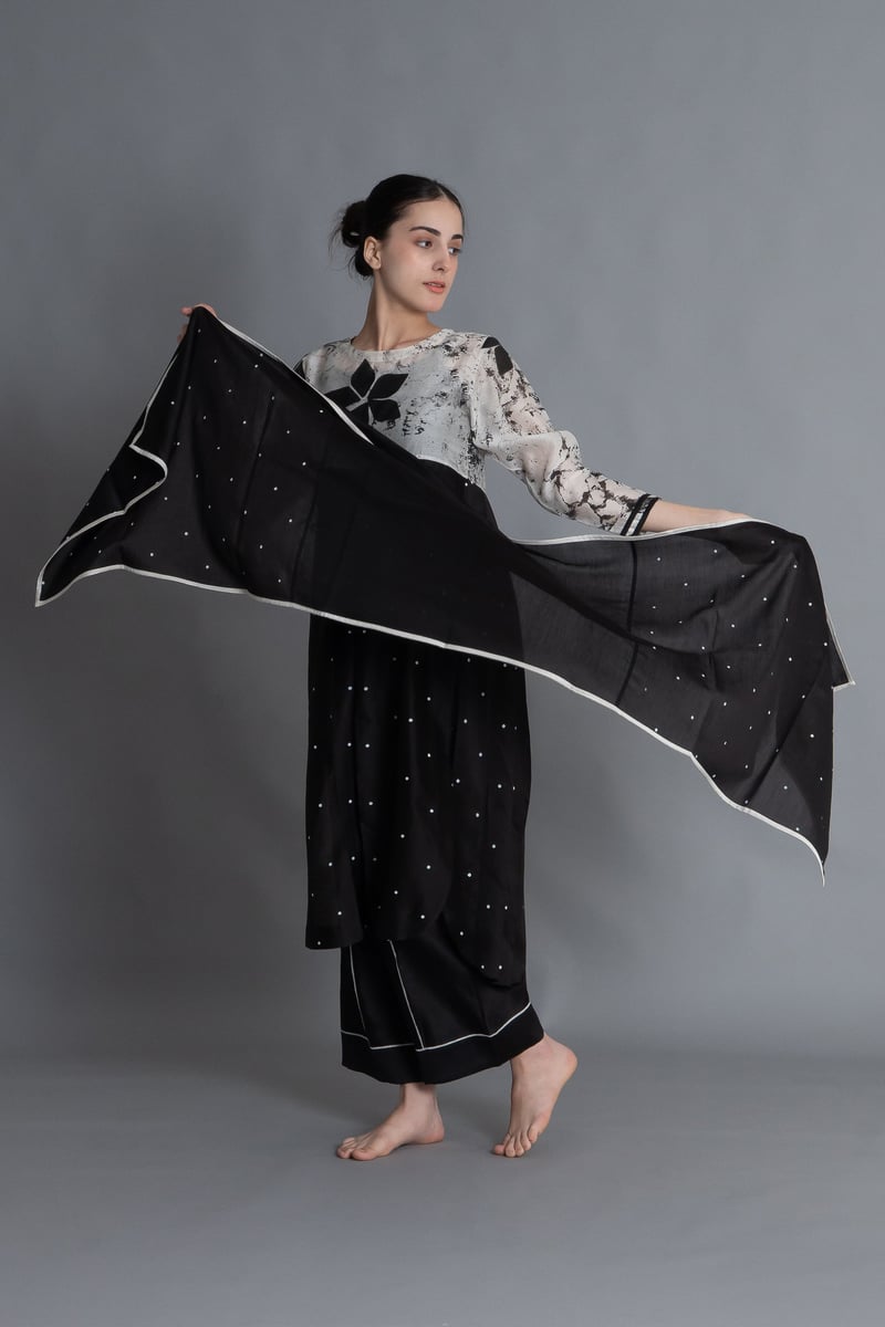 Black and White Printed Chanderi Silk Kurta Set