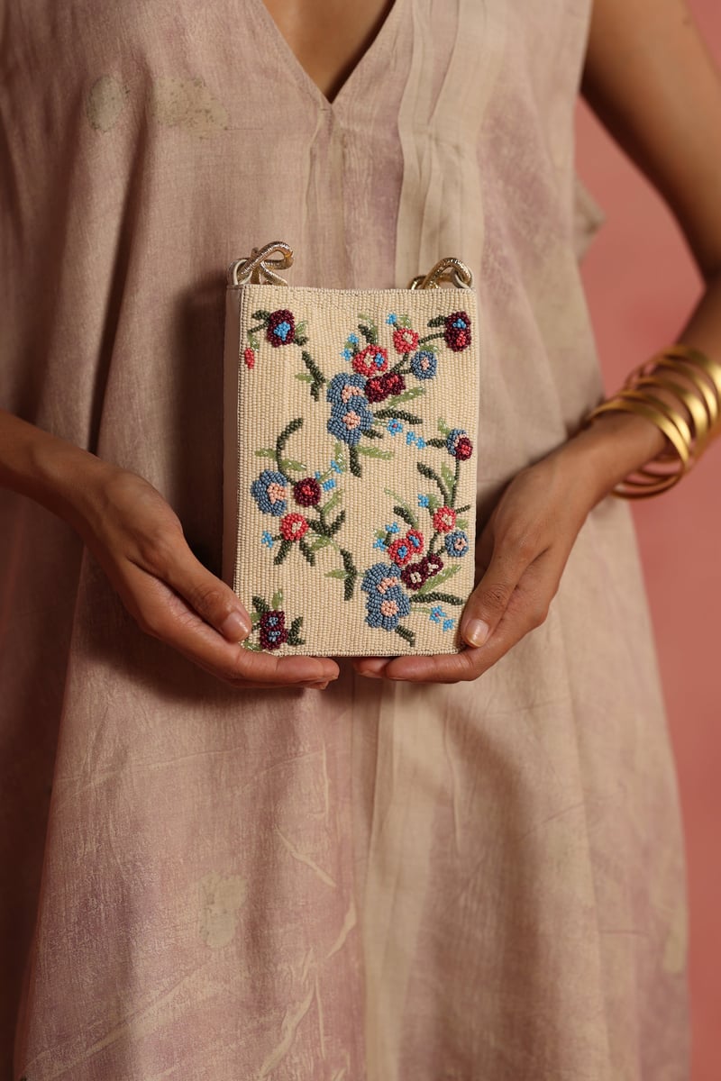 Fable Handheld Bag