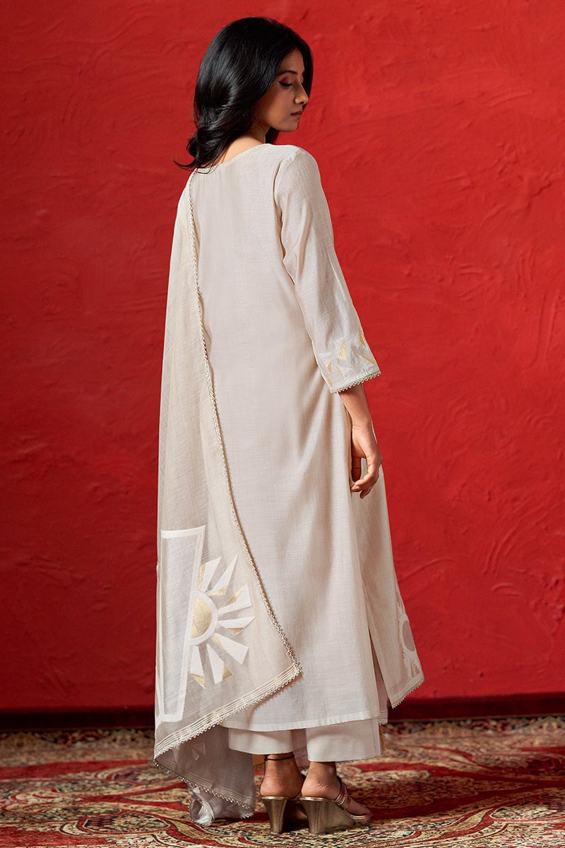 Fog Beige Straight Kurta Set With Zari Details and Dupatta