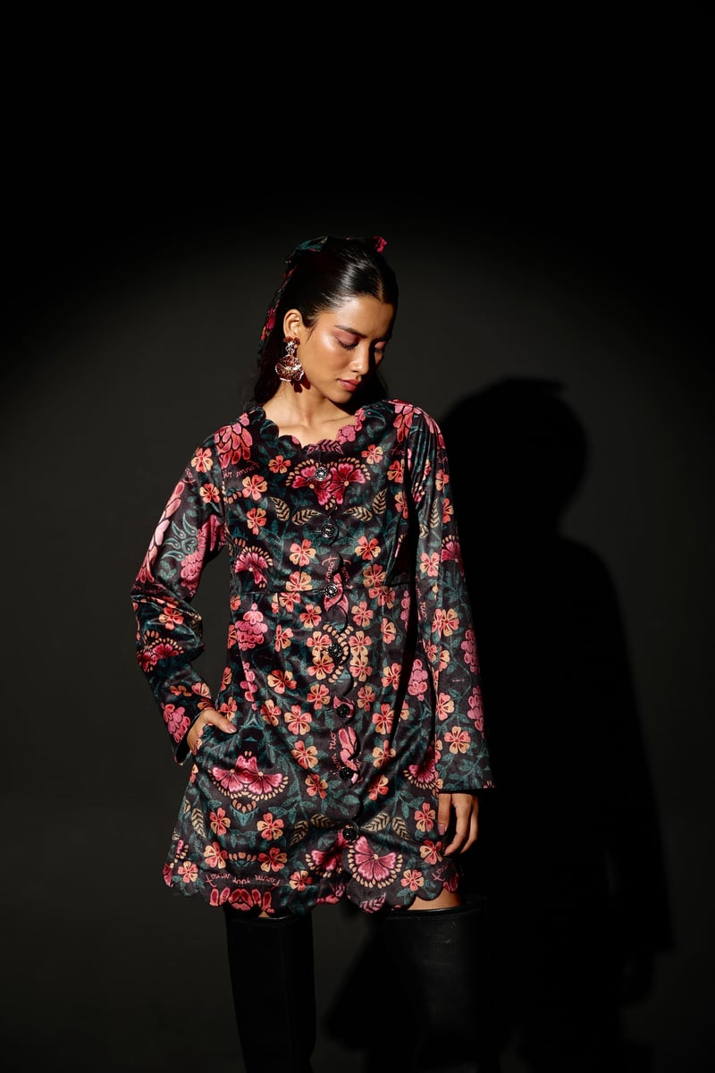 Black Velvet Floral Scalloped Button-Front Jacket