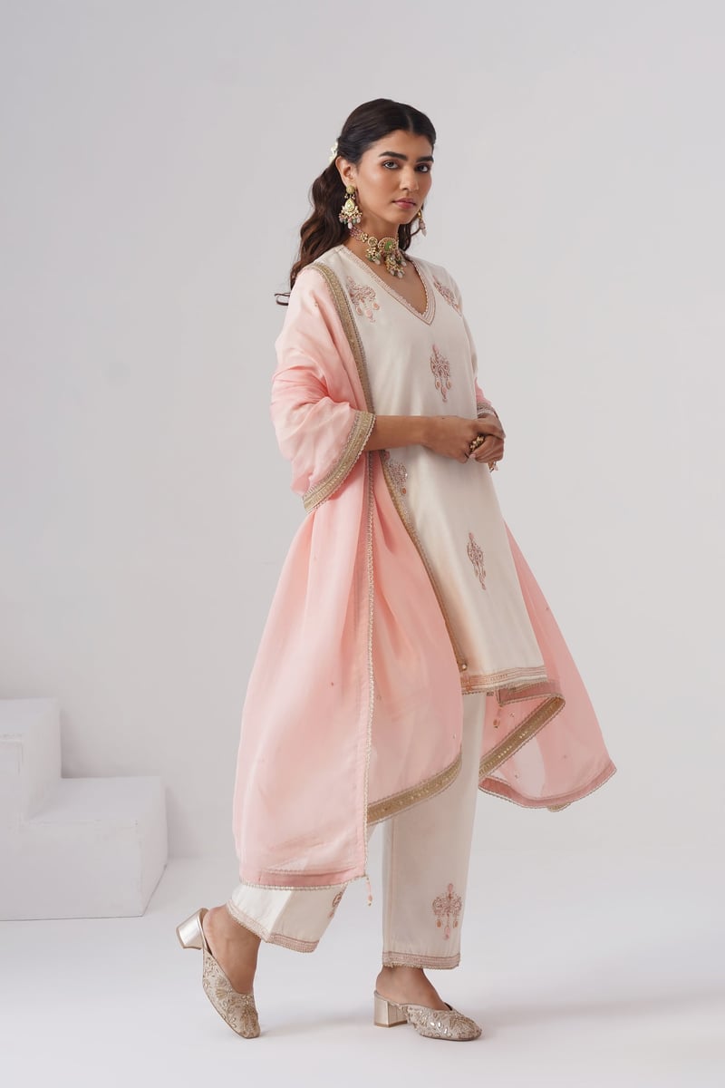 Mogra Dupatta Set