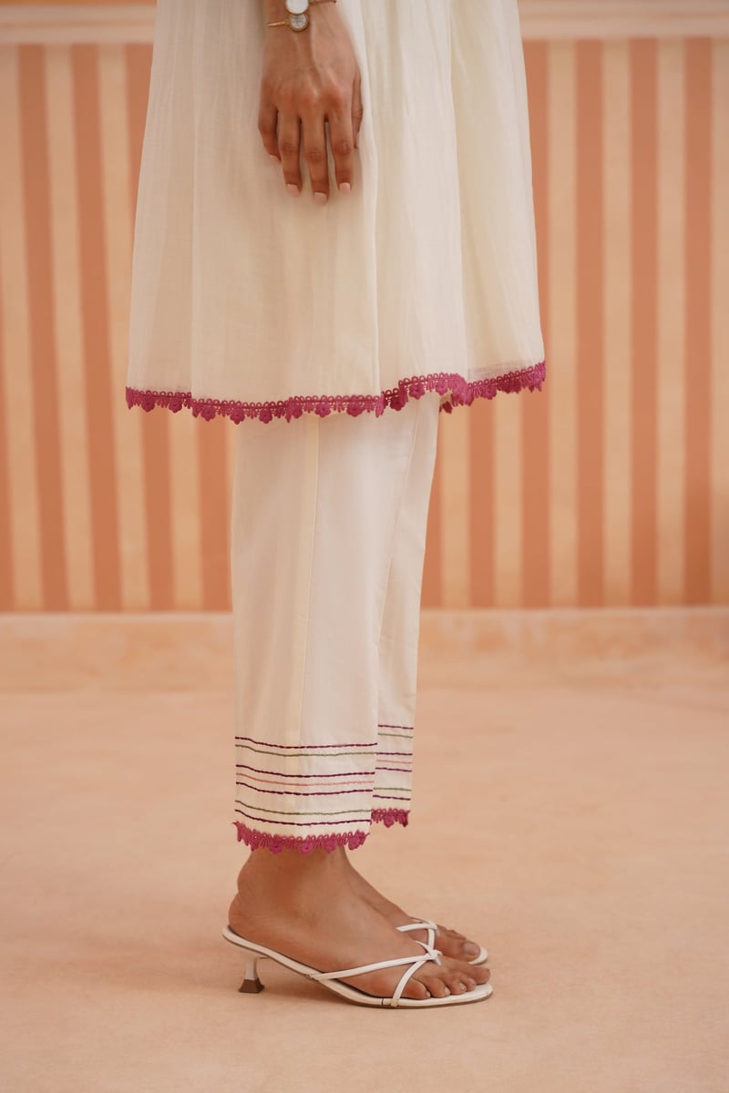 Off-White Mul Chanderi Embroidered Pintuck Kurta Set