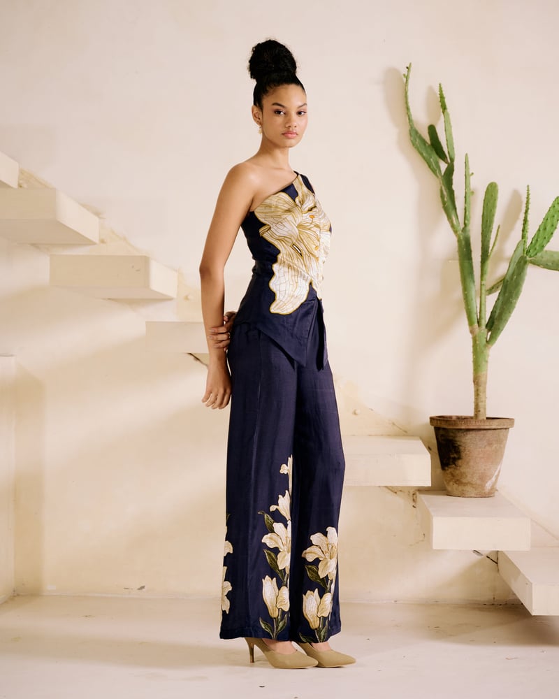 Blue One-Shoulder Modal Satin Floral Placement Print Top
