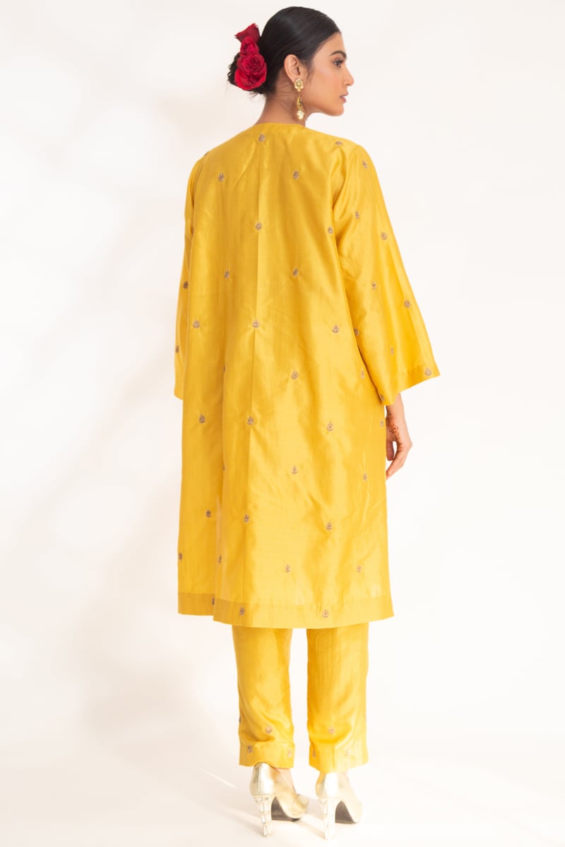 Ojal Pink Kurta Set