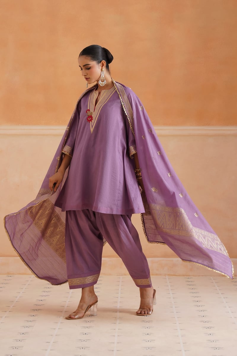 Lavender Chanderi Embroidered 3-Piece Kurta Set