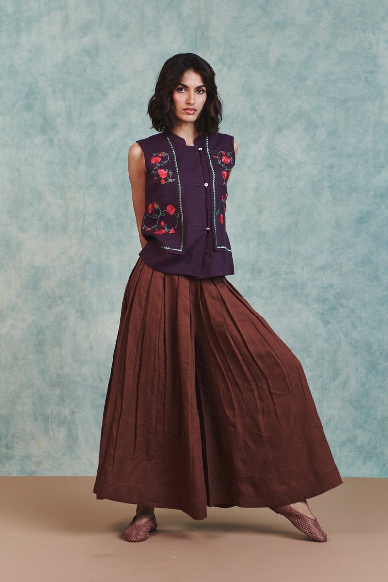 Linen Multi-Pleated Pants