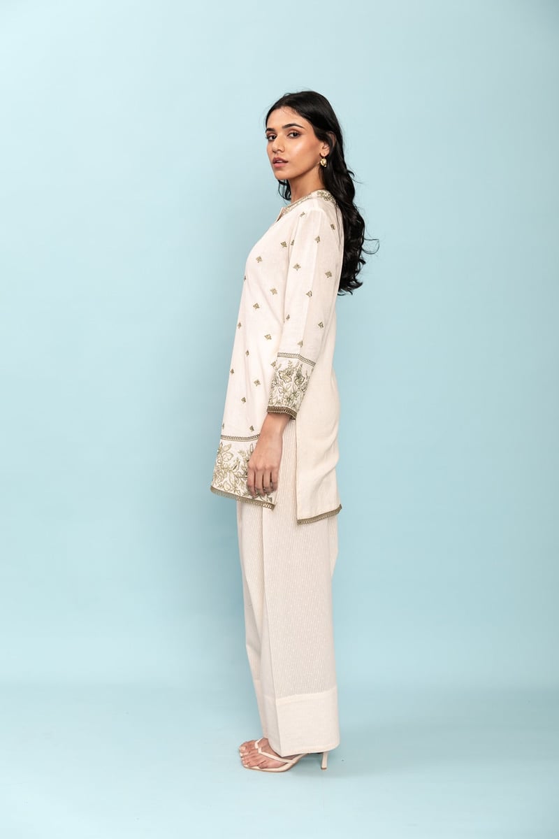 Ivory Short Kurta Set with Green Placement Embroidery