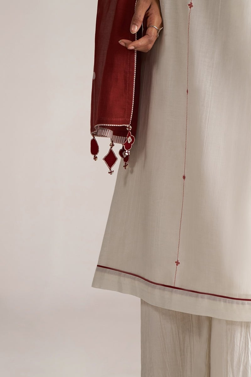 Ivory and Maroon Printed Chanderi Kurta Set with Stole