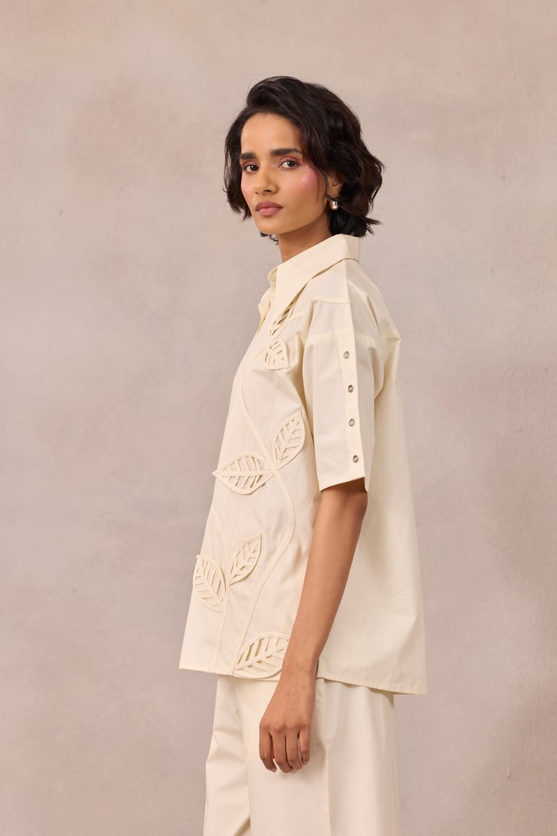 Vanilla Cloud Boxy Cotton Poplin Shirt with Leaf Applique