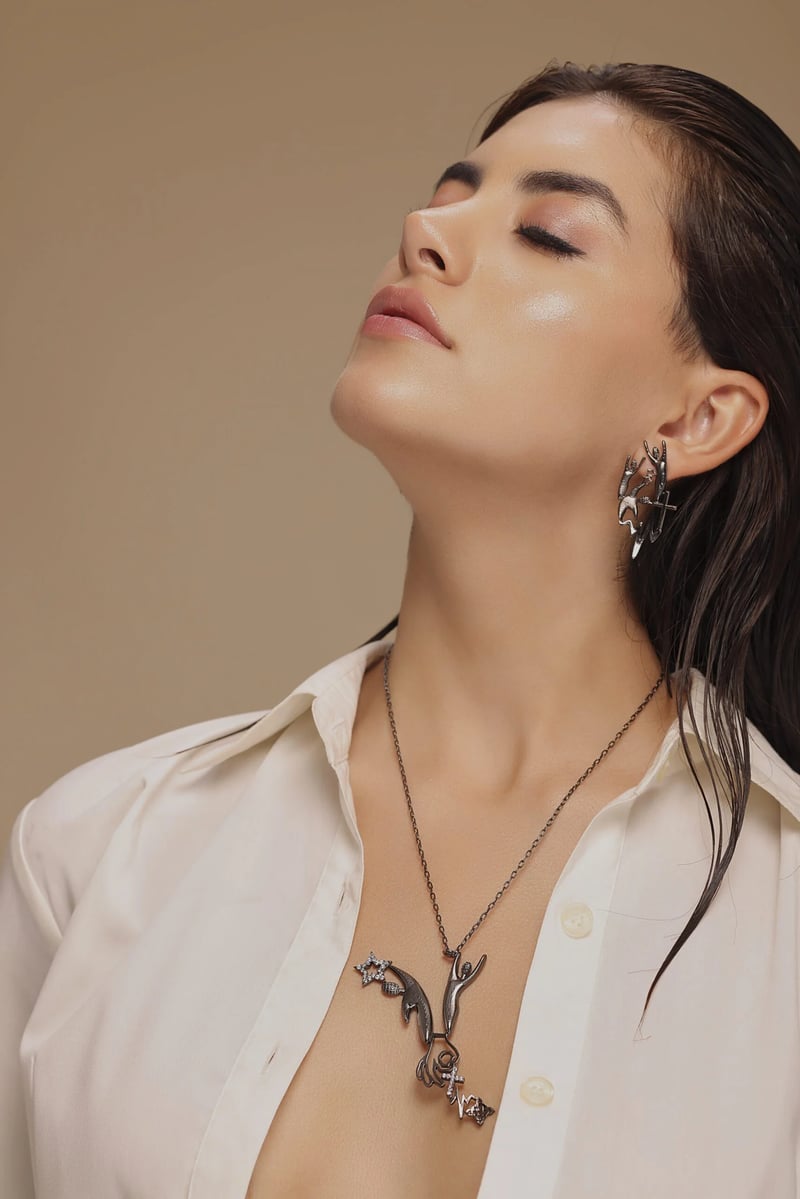 La Croix Pendant