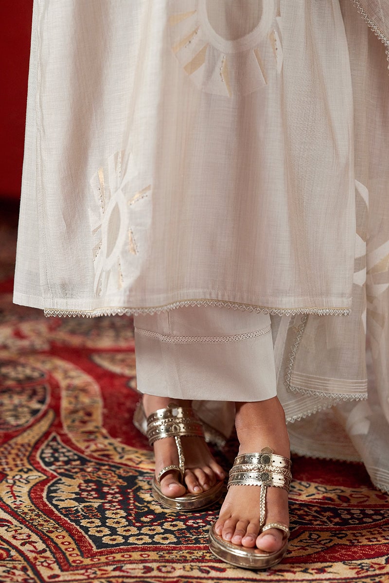 Fog Beige Straight Kurta Set With Zari Details and Dupatta
