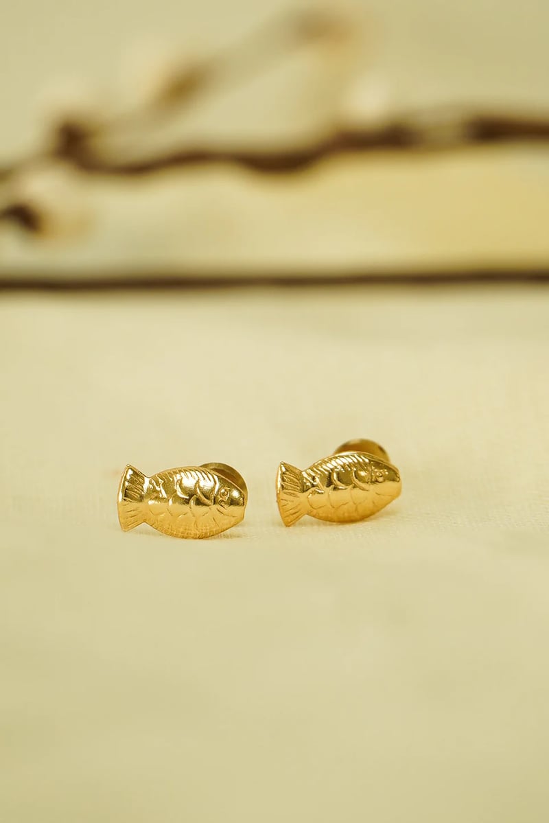 Fish Studs