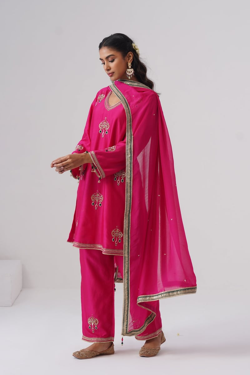Inaara Dupatta Set