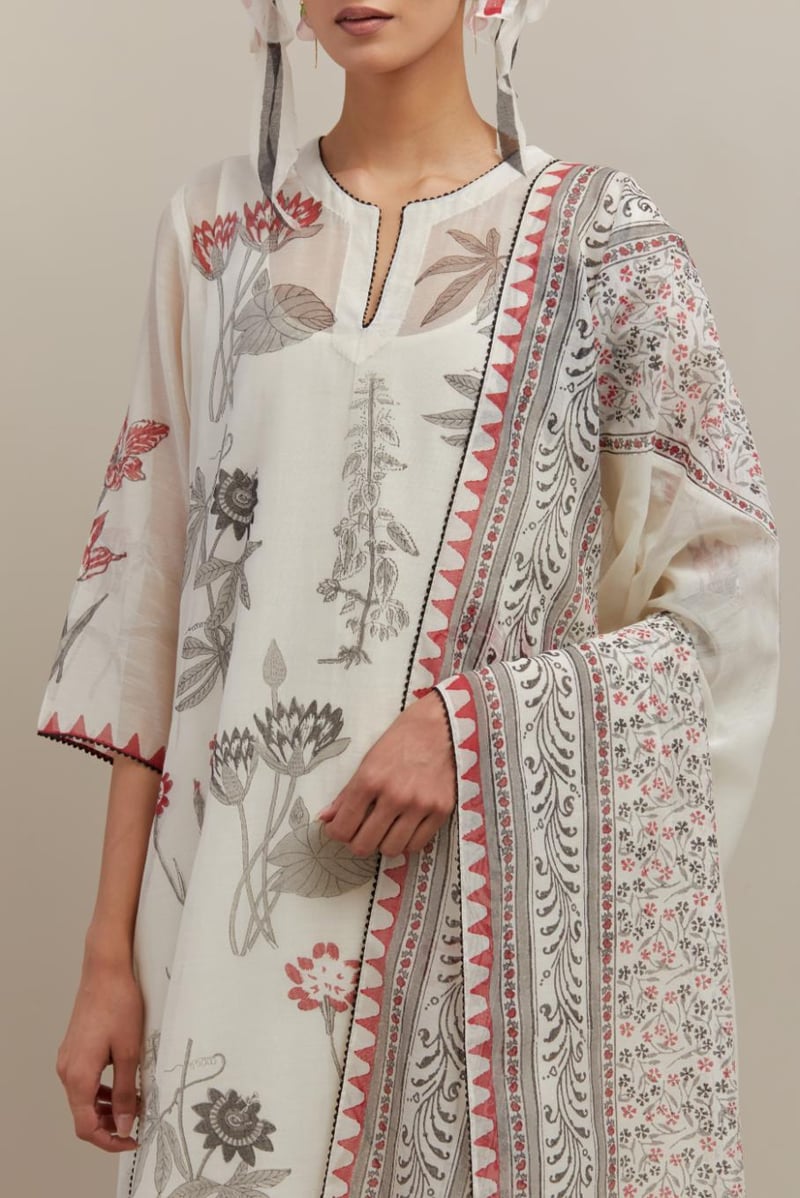 Off White Floral Block Print Cotton Chanderi Kurta Set