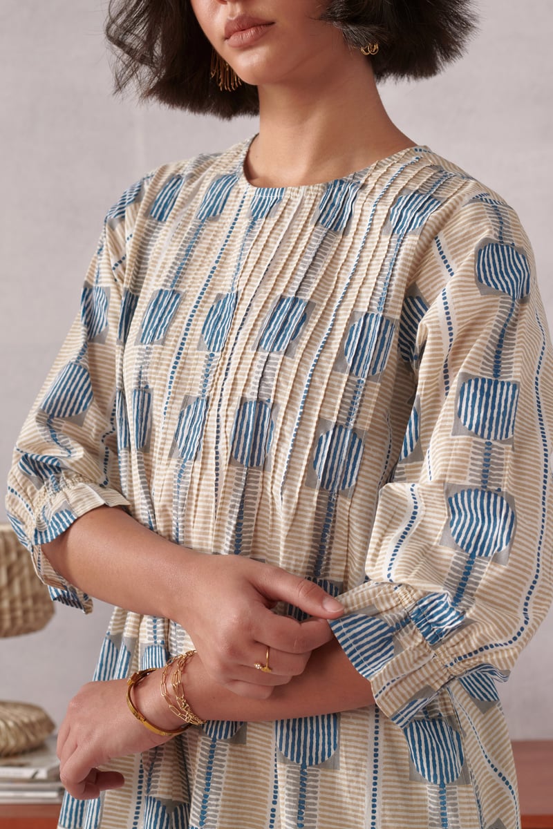 Beige/White Striped Geometric Pintuck Midi Dress