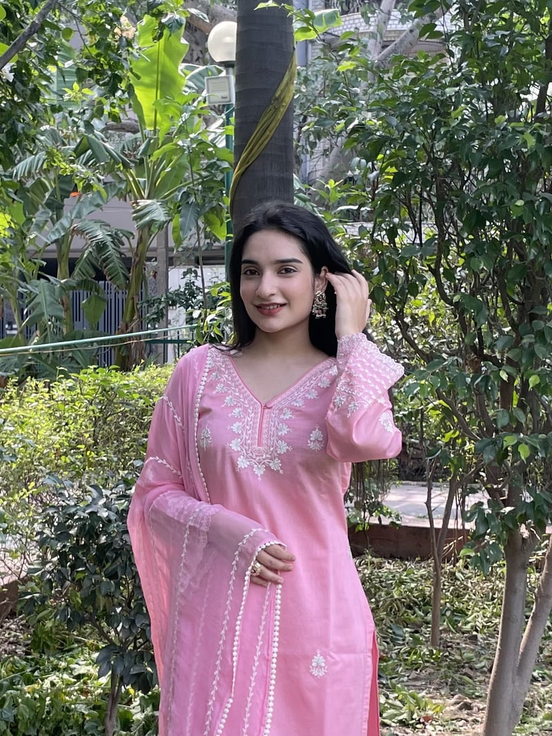 Pink Chanderi Straight Kurta Set with Thread Embroidery