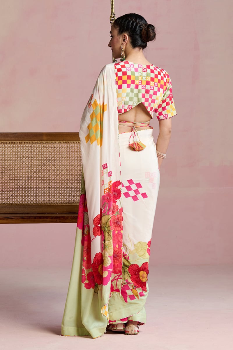 Multicolor Floral Printed Crepe Saree Set with Blouse