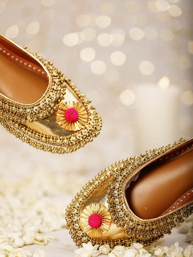 Gold Ghungroo Crown Mule Jutti