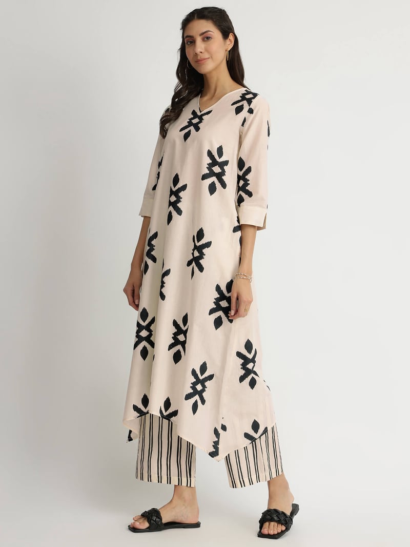 Cotton Ikat Geometric Print Kurta Set