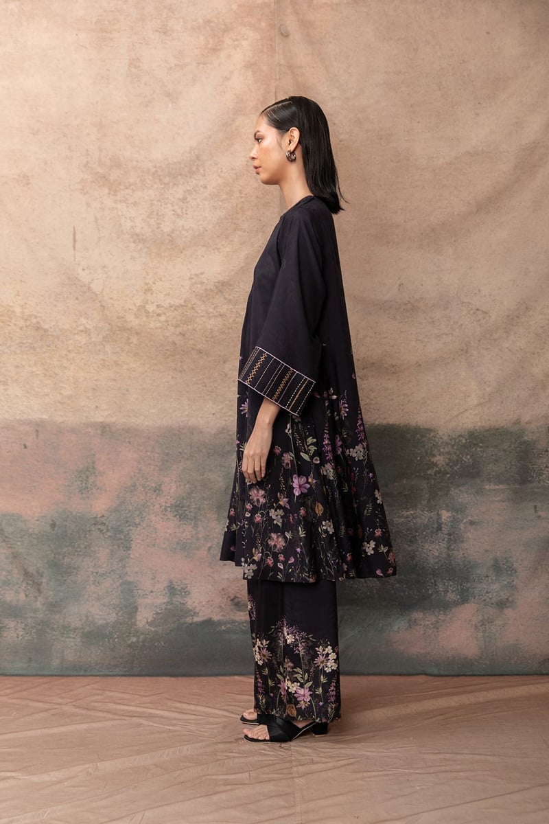 Black Printed Kurta and Wide-Leg Pants Co-ord Set